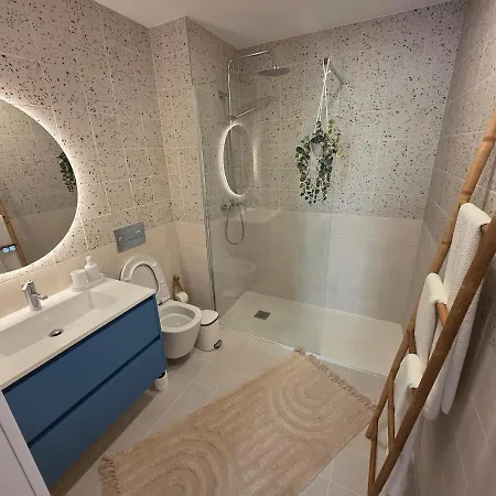 T1 New Apartmán